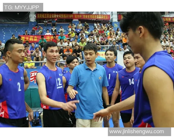 成都排球队包夹战术解析与排球热点动态探讨